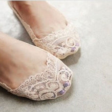 Women's Cotton Lace Antiskid Invisible Liner Low Cut Socks  J4U66