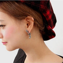 Punk Cool Retro 3D Revolver Shape Earring Bullet Gun Shape Ear Stud Earrings Earlets J4U66