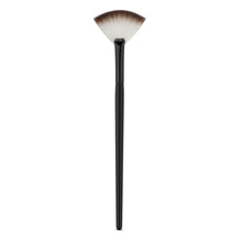 Slim Fan Shape Makeup Brushes Powder Concealer Blending Finishing Highlighter Highlighting Nail Art Brush Beauty Tool J4U66