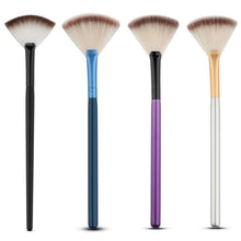 Slim Fan Shape Makeup Brushes Powder Concealer Blending Finishing Highlighter Highlighting Nail Art Brush Beauty Tool J4U66