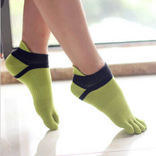 s Women Men Five Finger Boat Socks Toe Socks Cotton Absorb Sweat Deodorant Five Finger Casual Socks J4U66