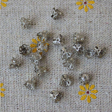 100 Pcs Silver Plated Flower Bead Caps Findings Filigree Flower Cup Shape 7mm Silver Bead Caps For Diy Jewelry Making J4U66
