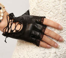 Women Faux Leather Black Gloves Half Finger Gloves Creative Women PU Leather Lace Dance Mittens J4U66