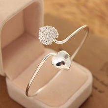 Lovely Gold Plated Rhinestone Heart Shape Cuff Bracelet Bangle Women Lady Ornament Gift J4U66