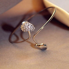 Lovely Gold Plated Rhinestone Heart Shape Cuff Bracelet Bangle Women Lady Ornament Gift J4U66