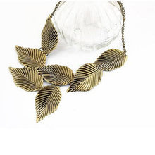 Trendy Women Bohemia Leaves Leaf Multilayer Pendant Chain Bib Choker Necklace Jewelry J4U66
