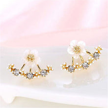Korean Style Small Flower Daisy Piercing Stud Earrings For Women Rhinestone Elegant Silver Earings Jewelry J4U66