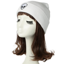 men women knitted beanies hat plain alien embroidery gorros masculino dome fall cap warm crochet skull hat headwear J4U66