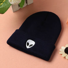 men women knitted beanies hat plain alien embroidery gorros masculino dome fall cap warm crochet skull hat headwear J4U66