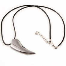 Brave Men's Necklace Stainless Steel Wolf Tooth Necklace Animal Pendant Necklaces Jewelry Gift J4U66