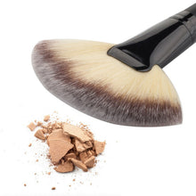 New Pro Fan Shape Blush Make Up Brushes Tool Face Powder Soft Foundation Blending Cosmetic Brusher Pincel Maquiagem J4U66