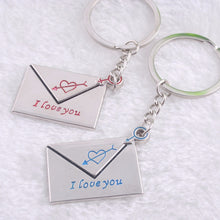 2pcs Lover's Keyrings Envelope "I love you" Engraved Cupid's Arrow Heart Keychains J4U66