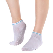 womens fitness pilates socks colorful non slip massage toe durable dance ankle grip exercise printed letter socks J4U66