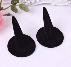 Black Velvet Finger Ring Stand Jewelry Display Women Jewelry Gift J4U66