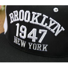 women men fitted hat golf racing cap black and white embroidery pattern hip hop snapback cap dad hat chapeau homme black J4U66