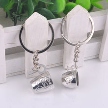 Creative 2Pcs/Pair Romantic Couple Cups Keychain for Lovers Metal Keychain Wedding Gifts  J4U66