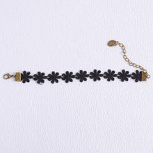 elegant a set of lace choker necklace amp bracelet black daisy flower with extended chain fashional accessories for women J4U66