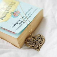 Hollow Carved Peach Heart Rhinestone Lady Long Necklace Bronze Silver Golden Jewelry J4U66