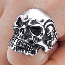 Ring Stainless Steel Rings For Man Big Tripple Skull Ring Punk Biker Jewelry J4U66