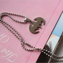 Silver chain Men Necklaces Jewelry Slippy Bat Batman Sign Pendant Stainless Steel Pendant with Chain Necklace J4U66
