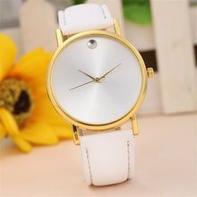 Fashion Quartz Casual Watch Women Dress Watch Retro Design Leather Band Analog Alloy Wristwatch  J4U66