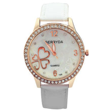 Brand8 Colors Watches Elegant 4 Heart Diamond Woman PU Leather Strap Quartz Watch Womens Wrist Watch Montres Relogio Feminino J4U66