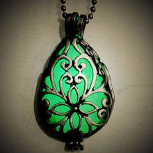 Glow In The Dark Locket Silver Hollow Glowing Stone Pendant Luminous Statement Chocker Pendants Necklace For Women J4U66
