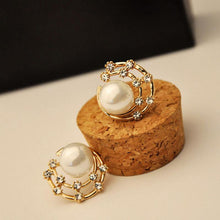 Gold Plated Starry Sky Women Shining Crystal Shell Simulated Pearl Round Stud Earrings  Pearl Earrings J4U66