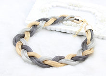 Golden And Black Short Necklace Zinc Alloy Costume Accessory Choker Necklace J4U66