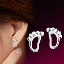Hypoallergenic Simple Little Feet Earrings Style Silver Plated Stud Earrings J4U66