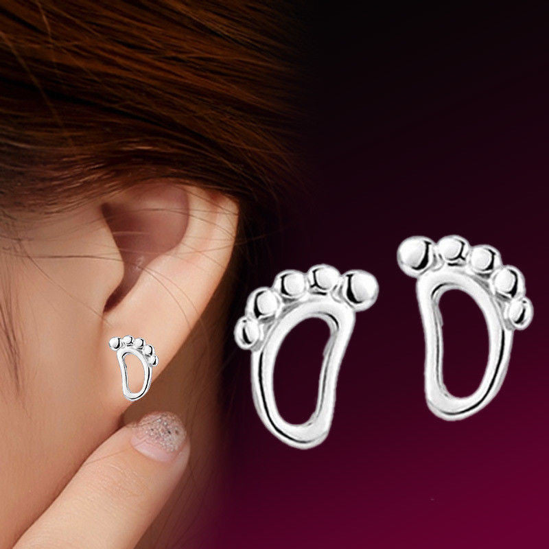 Hypoallergenic Simple Little Feet Earrings Style Silver Plated Stud Earrings J4U66