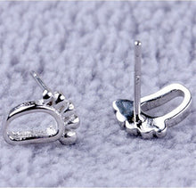 Hypoallergenic Simple Little Feet Earrings Style Silver Plated Stud Earrings J4U66