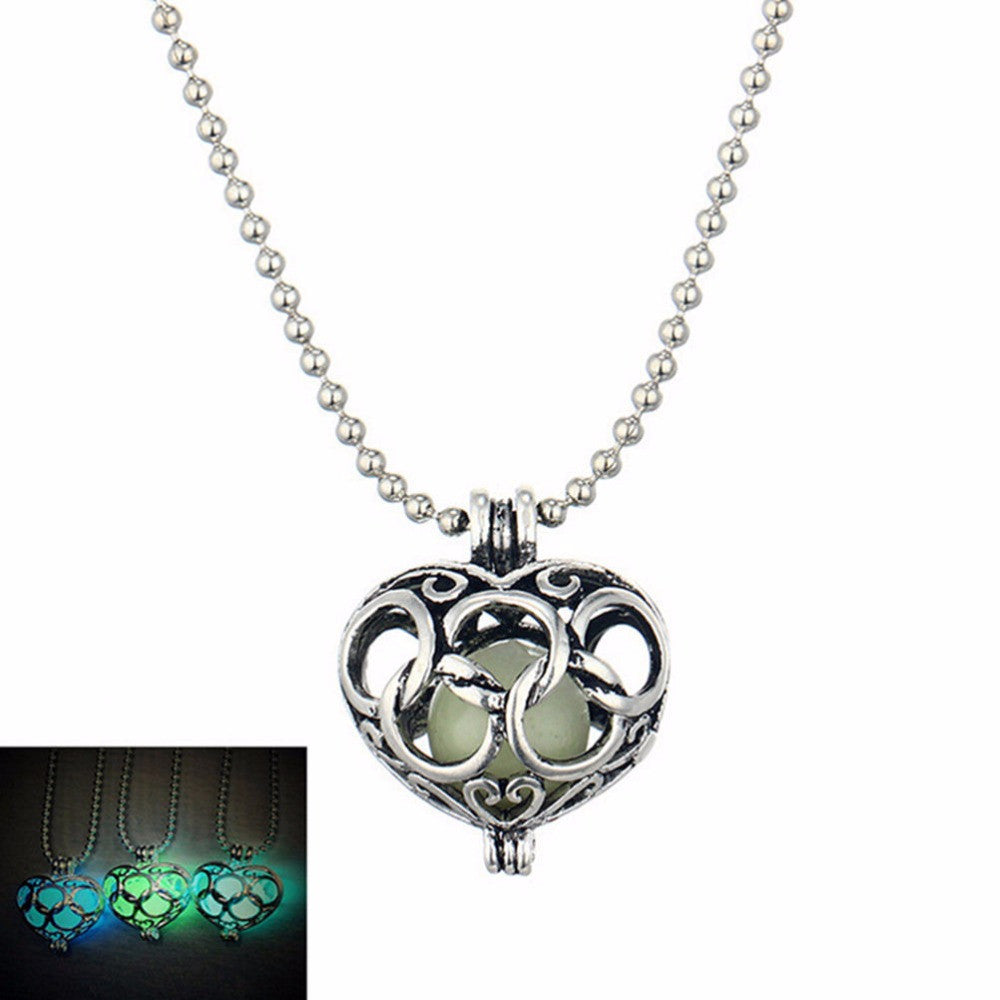 Women Chocker Pendants Necklace Glow In The Dark Locket Hollow Glowing Five Circles Shape Stone Pendant J4U66