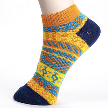Casual Cotton Socks Design Multi-Color Fashion Dress Women's Socks J4U66