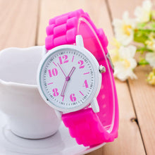 Women Ssilicone Motion Clock WristWatch Analog Quartz Watch Wrist Watches&  J4U66