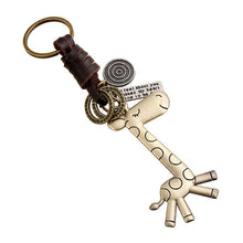 s Trendy Cute PU leather giraffe keychain creative Punk Style key chain charm alloy Accessories gift For Women J4U66
