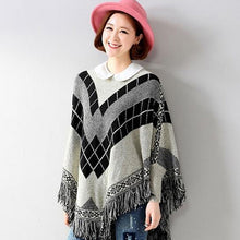 Women's cloak sweater casual retro bat Sleeve shawl fringed cloak Pullover coat cardigan 2 Colors J4U66