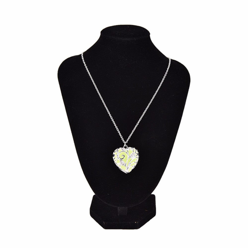 Glow In The Dark Locket Silver Hollow Glowing Stone Pendant Statement Chocker Pendants Necklace For Women J4U66