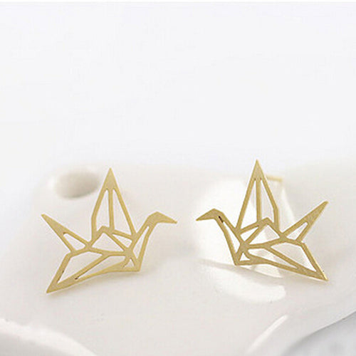 Cute Origami Crane Stud Earrings Lovely Hollowed Ear Studs Chic Birds Earrings Korean Pendientes Women Jewelry J4U66
