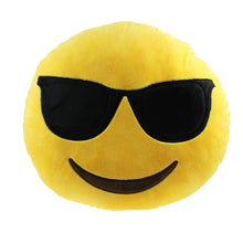 Hand RNail Art Soft Cute Emoji Emoticon Cushion Shape Pillow Doll Toy Throw Pillow Hand Holder Arm Care Hand Rests Tools J4U66