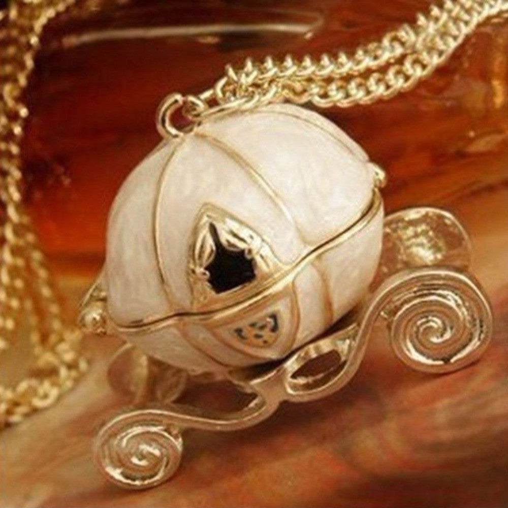 Pumpkin Carriage Necklace Cinderella Fairy Tale God-Mother Magic Alloy Chains Exquisite Pendants Necklace J4U66