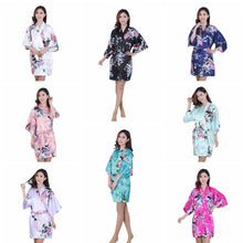 New Sexy Women V-Neck Robes Pajamas Vogue Peacock Printed Silk Loose Nightwear Dress J4U66