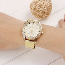 Geneva Women's Golden Stainless Steel Band Roman Rhinestone Dial Analog Quartz Wrist Watch Watches Relogio Feminino J4U66