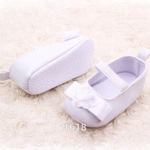 born 3-15M Baby Girl Shoes First Walkers Lovely Sneakers Infant Kids Girls Princess Shoes J4U66