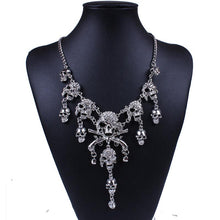 Pirates of the Caribbean Choker Jewelry Vintage Bones Chains Rhinestones Skulls Pendants Necklaces J4U66