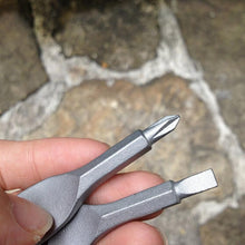 Portable Stainless Steel Keychain Screwdriver Flathead Head Key Ring Key Chain Screwdriver Silver/Black Travel Kits J4U66