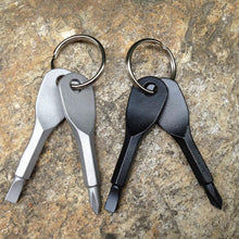 Portable Stainless Steel Keychain Screwdriver Flathead Head Key Ring Key Chain Screwdriver Silver/Black Travel Kits J4U66