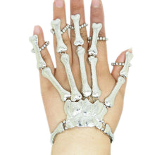 Pulseras Pulseira Slave Bones Hand Skull Bracelets & Bangles Bracelets For Women Cool Punk metal Goth Skeleton Bracelet J4U66