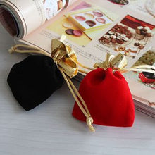 Red Black Velvet Drawstring Pouch/Jewelry Bag Packaging Jewelry Holder /Wedding Gift Bag 8.7*6.8cm J4U66
