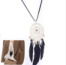 Retro Exquisite Indian Feather Leaf Hollow Lace Circle Dream Catcher Bohemia Lady Dress Sweater Necklace J4U66